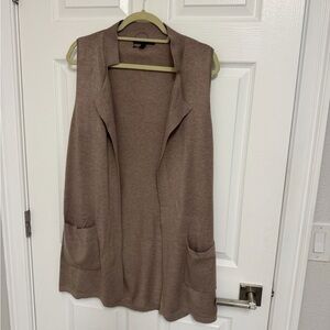 Banana Republic Sleeveless Cardigan - Tan
